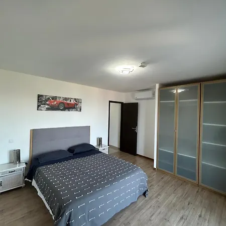 Apartment Lys *